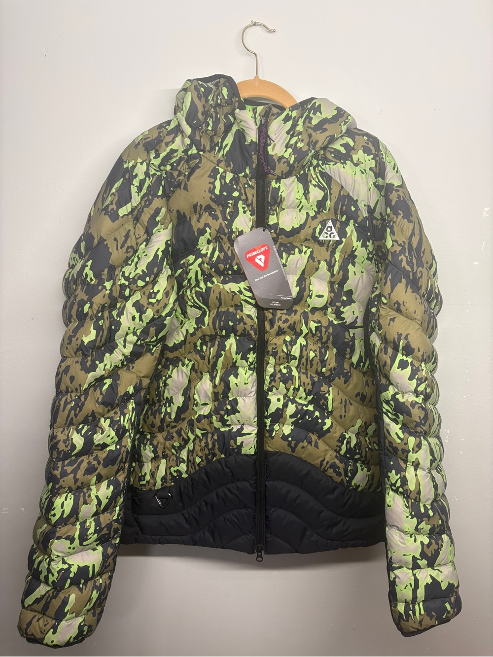 Nike ACG Camo Puffer Jacket - Neon Green, Olive & Black